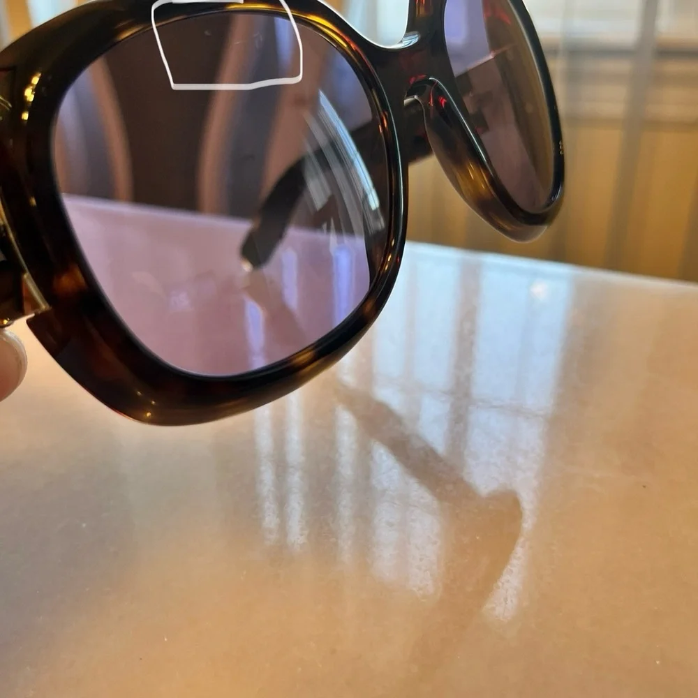 Authentic Dior Tortoise Shell Sunglasses - Picture 6 of 6